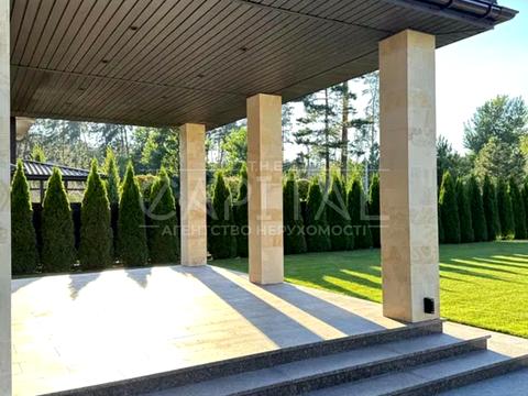 дом по адресу Революції Гідності ул. (Революції), 20