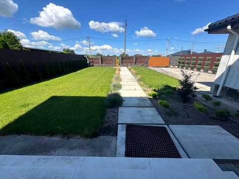 будинок за адресою с. Требухів, Броварська вул.