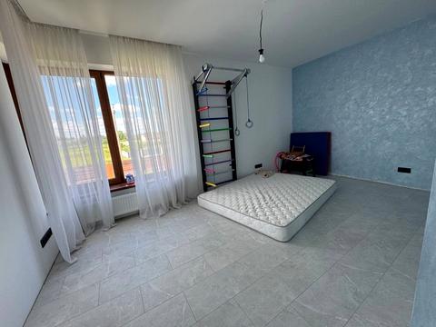 будинок за адресою с. Требухів, Броварська вул.