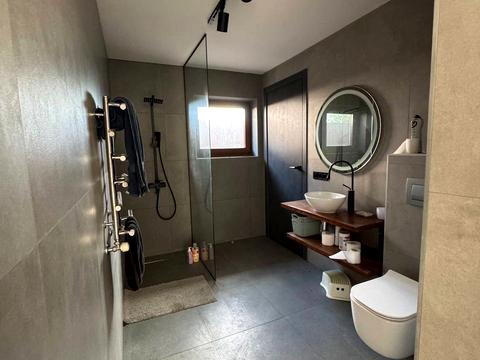 будинок за адресою с. Требухів, Броварська вул.