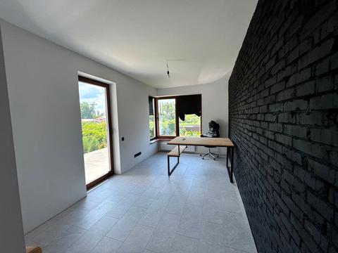 будинок за адресою с. Требухів, Броварська вул.