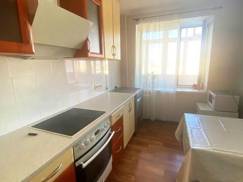 квартира за адресою Академіка Корольова вул., 46