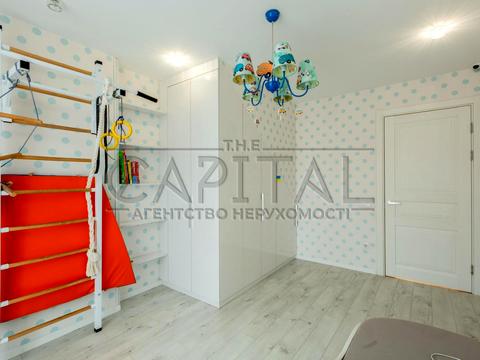 квартира за адресою Регенераторна вул., 4к2