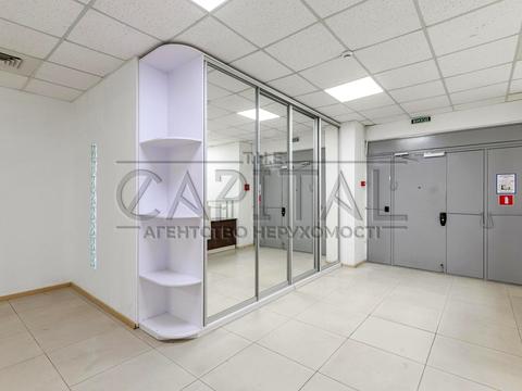 комерційна за адресою Лесі Українки бульв., 34