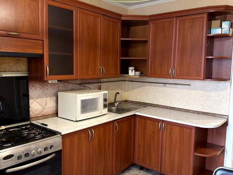 квартира за адресою Анни Ахматової вул., 5