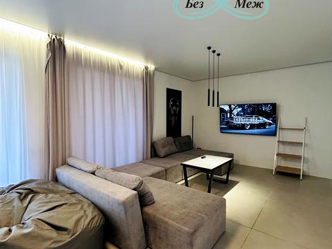 будинок за адресою Набережна, 4а