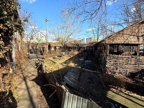 ділянка за адресою Гната Хоткевича вул. (Червоногвардійська), 1