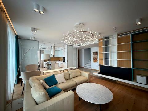 квартира по адресу Джона Маккейна ул. (Кудри Ивана), 7