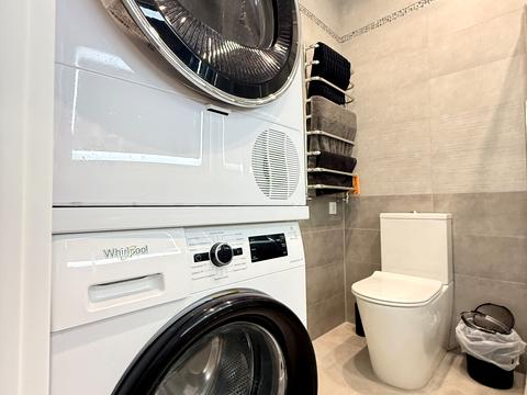 квартира за адресою Олександра Довженка вул., 33