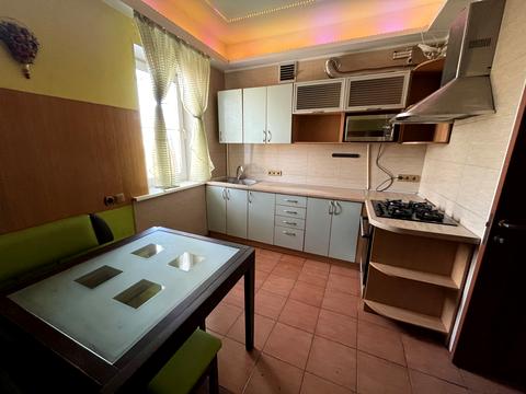 квартира за адресою Паркова вул., 43