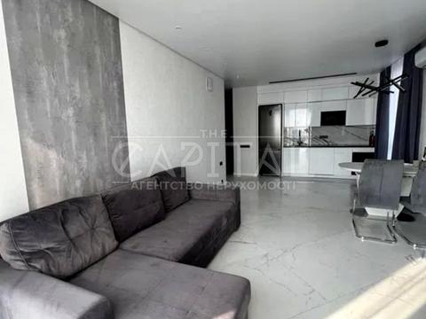 квартира за адресою Зарічна вул., 6