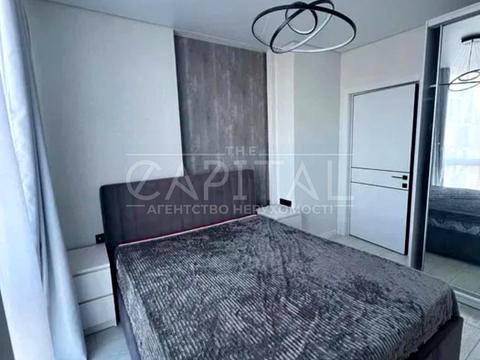 квартира за адресою Зарічна вул., 6