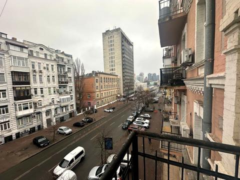 квартира по адресу Шота Руставели ул., 32