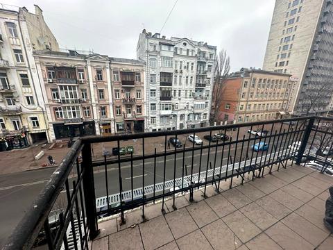 квартира по адресу Шота Руставели ул., 32