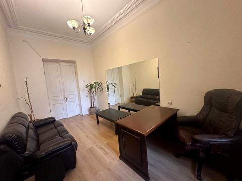 квартира по адресу Шота Руставели ул., 32