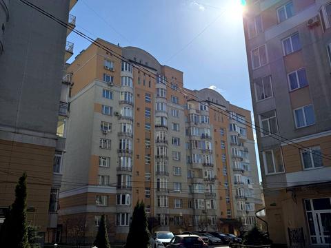 квартира за адресою Генерала Миколи Юнаківа вул., 9ж