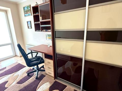 квартира за адресою Степана Бандери просп., 90