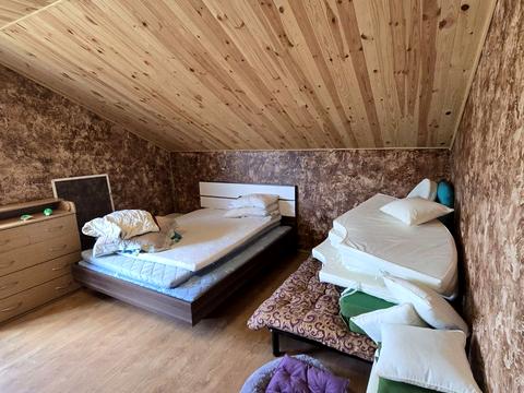 будинок за адресою Квітнева, 6