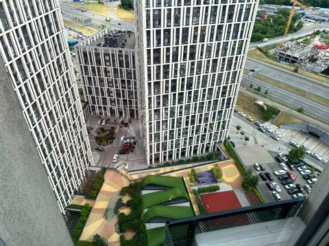 квартира за адресою Зарічна вул., 4