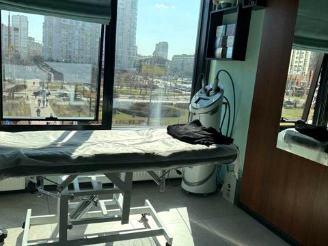 комерційна за адресою Оболонський просп., 26