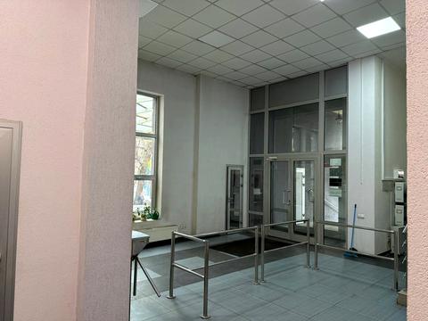 комерційна за адресою Олеся Гончара вул., 57-Б