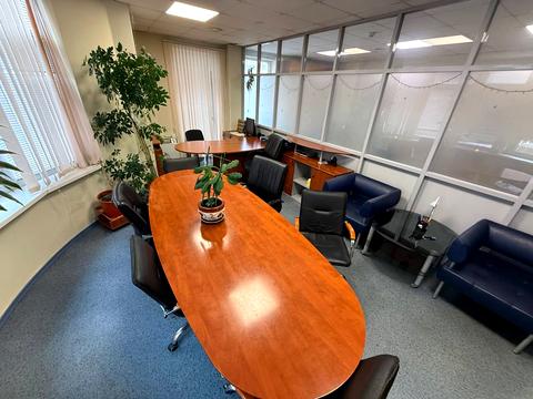 комерційна за адресою Олеся Гончара вул., 57-Б