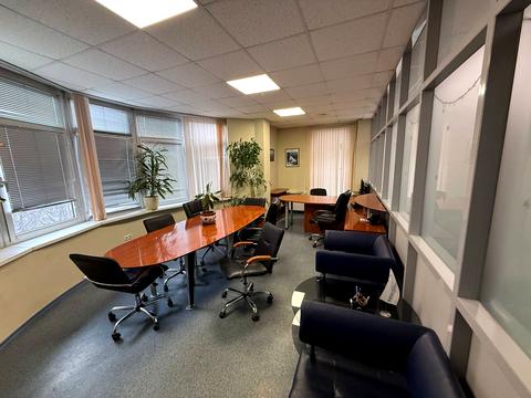 комерційна за адресою Олеся Гончара вул., 57-Б