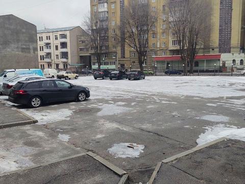 комерційна за адресою Богдана Хмельницького вул., 23