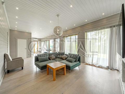 дом по адресу Старокиевская ул.