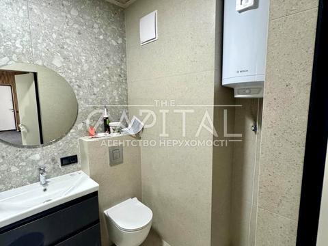 комерційна за адресою Миколи Бажана просп., 6 к2