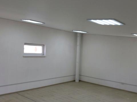 комерційна за адресою Стадіонний проїзд, 11