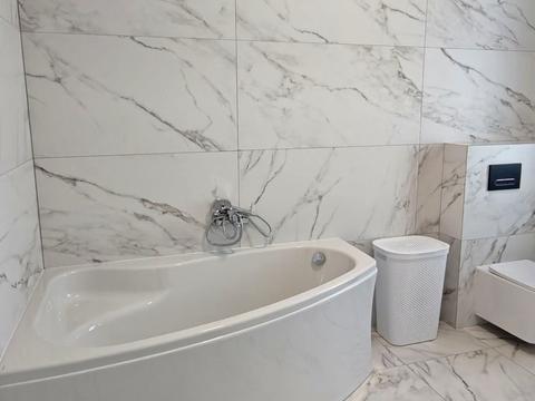 будинок за адресою Молодіжна вул.