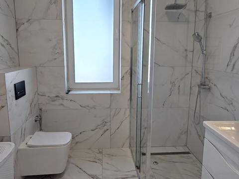 будинок за адресою Молодіжна вул.