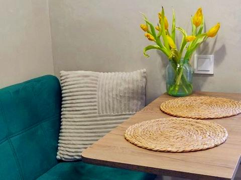 квартира за адресою Родини Глаголєвих вул. (Академіка Грекова), 12-А