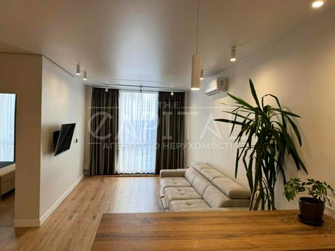 квартира за адресою Зарічна вул., 4