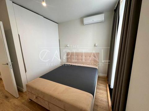 квартира за адресою Зарічна вул., 4