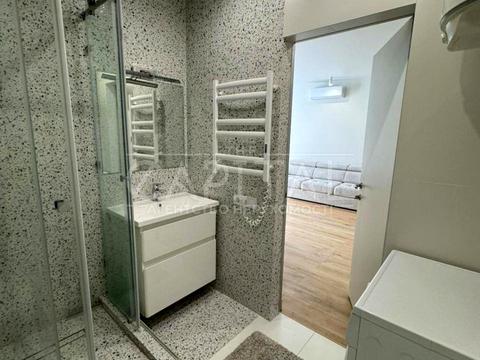 квартира за адресою Зарічна вул., 4