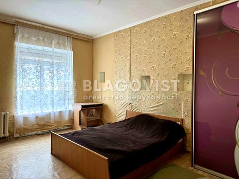 комерційна за адресою Лондонська вул. (Пітерська), 7