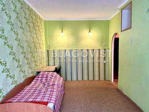 комерційна за адресою Лондонська вул. (Пітерська), 7