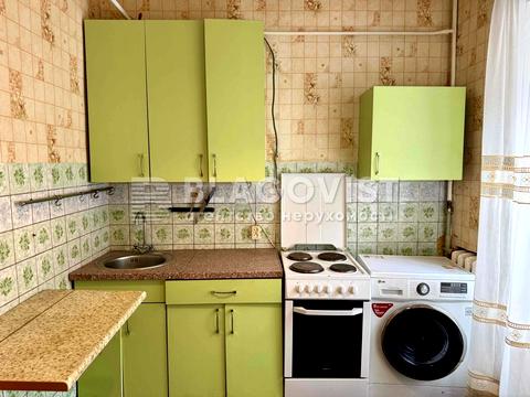 комерційна за адресою Лондонська вул. (Пітерська), 7