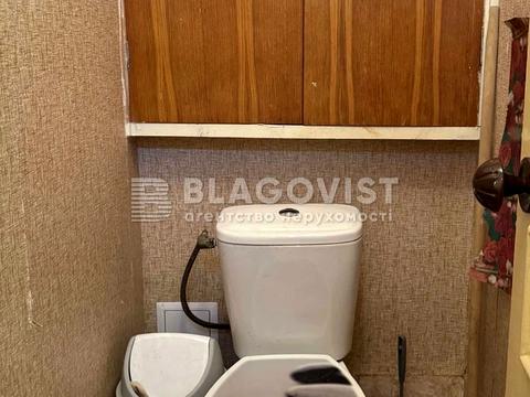 комерційна за адресою Лондонська вул. (Пітерська), 7