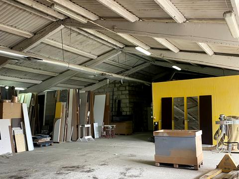 комерційна за адресою Шевченко, 1