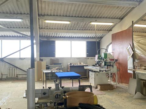 комерційна за адресою Шевченко, 1