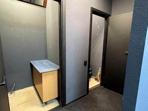 комерційна за адресою Петра Калнишевського просп. (Косіора), 36