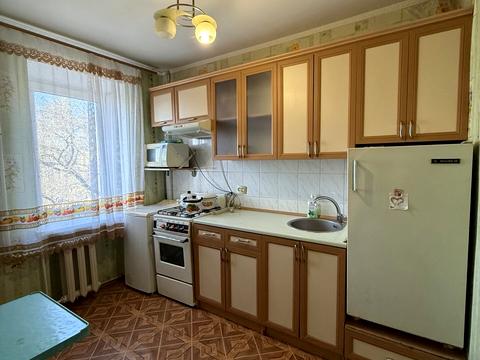 квартира за адресою Галини Петрової вул., 3