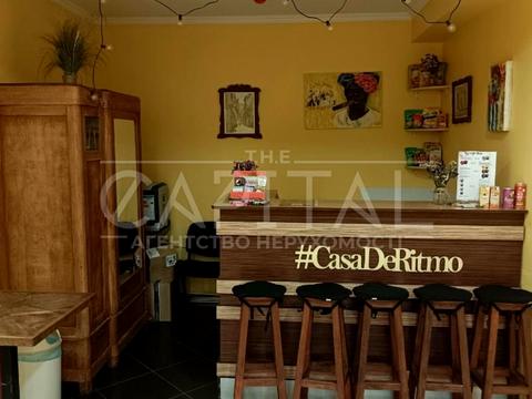 комерційна за адресою Жилянська вул., 5б