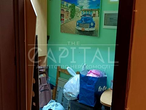 комерційна за адресою Жилянська вул., 5б