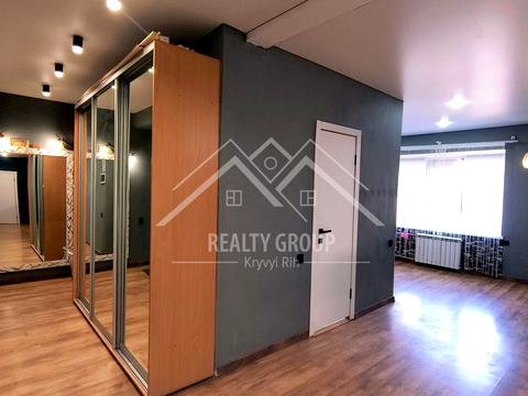 квартира за адресою Соборності вул. (Косіора), 8