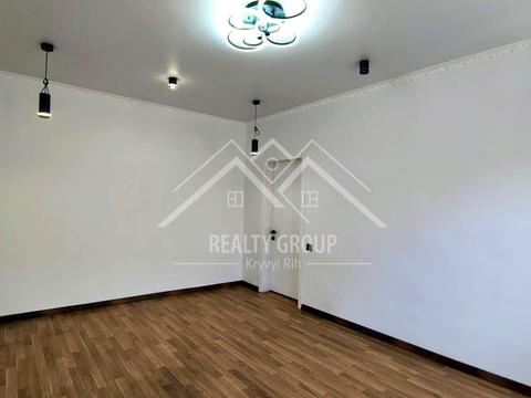 квартира за адресою Соборності вул. (Косіора), 8