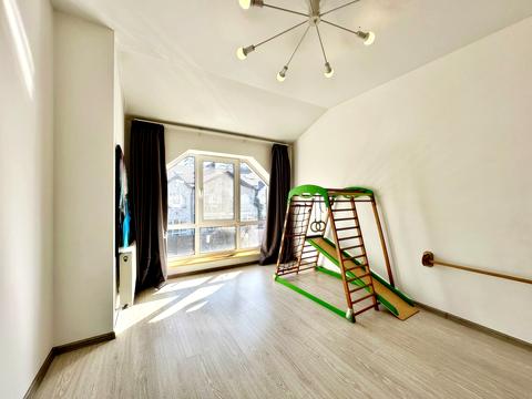 будинок за адресою Богдана Ступки пров., (Будинок 10)